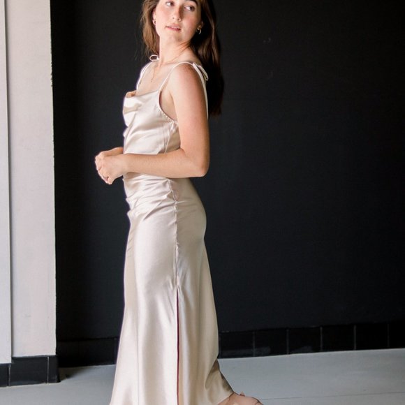 Lola Dress || Champagne Gold BD103 - Picture 8 of 10